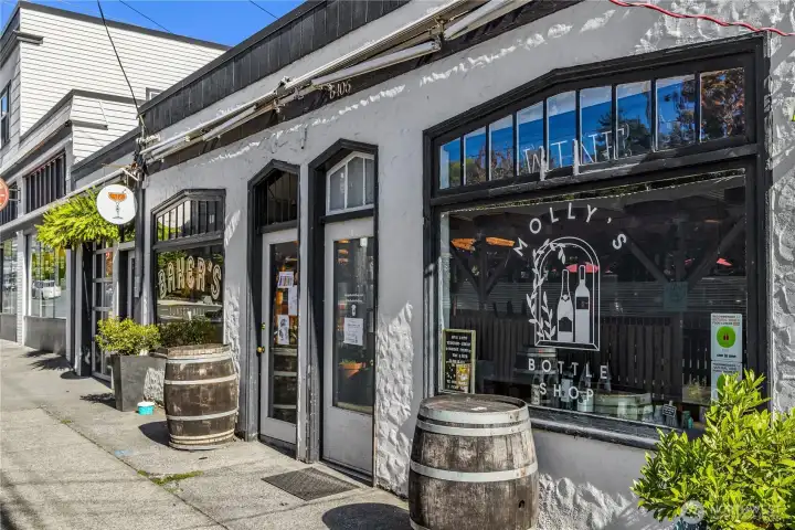 Sunset Hill Favorites --Molly's bottle shop and Bakers bar! Build muscle next door at Seattle Strenght & Performance. Sunset Hill Favorites --Molly's bottle shop and Bakers bar! Build muscle next door at Seattle Strenght & Performance.