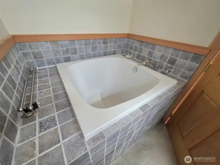Japanese soaking tub Japanese soaking tub