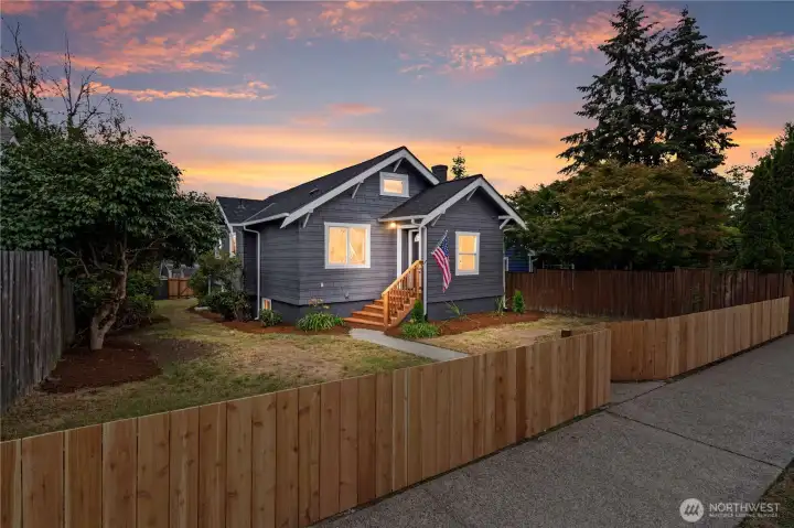 Fully Fenced Yard