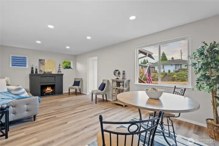 Living/Dining Room