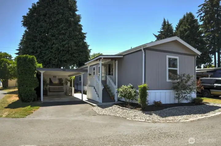 2023 MARLETTE SINGLE WIDE MOBILE HOME LOCATED ON A BEAUTIFUL LOT
