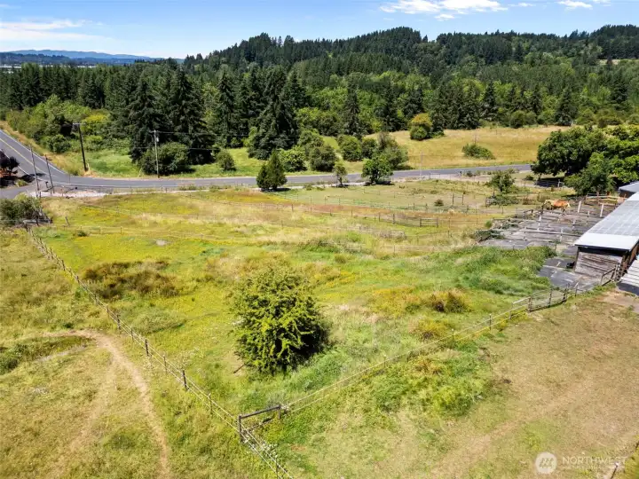 Aerial view of the individual pastures. Aerial view of the individual pastures.