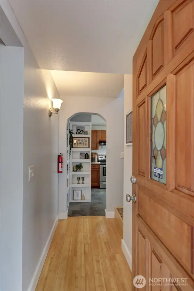 2nd entrance to addit. kitchen & upstairs qtrs.