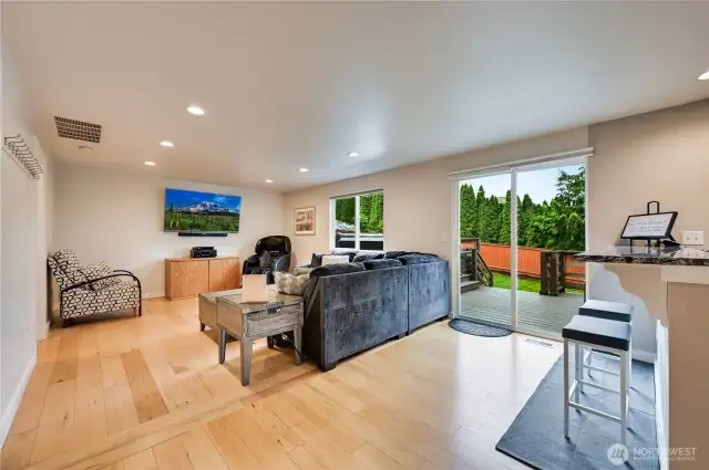Nice and open kitchen to the living room