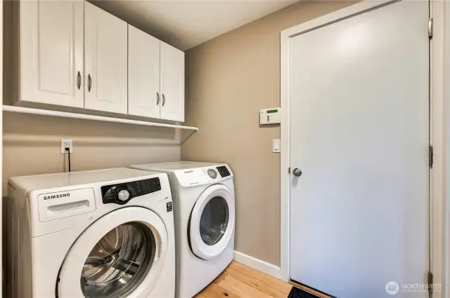 Full sized washer and dryer~