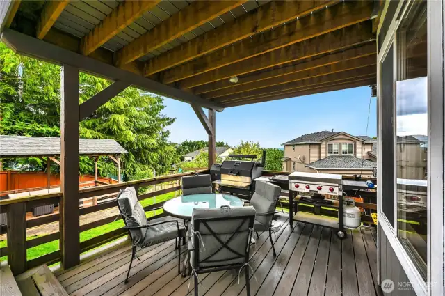 You will love the extended outdoor space right off the kitchen!