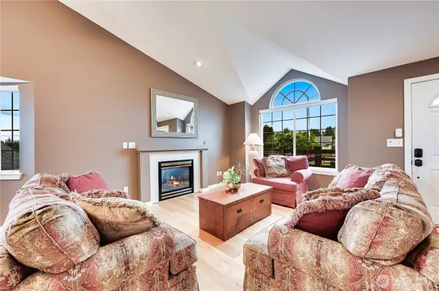 This is a beautiful room!
