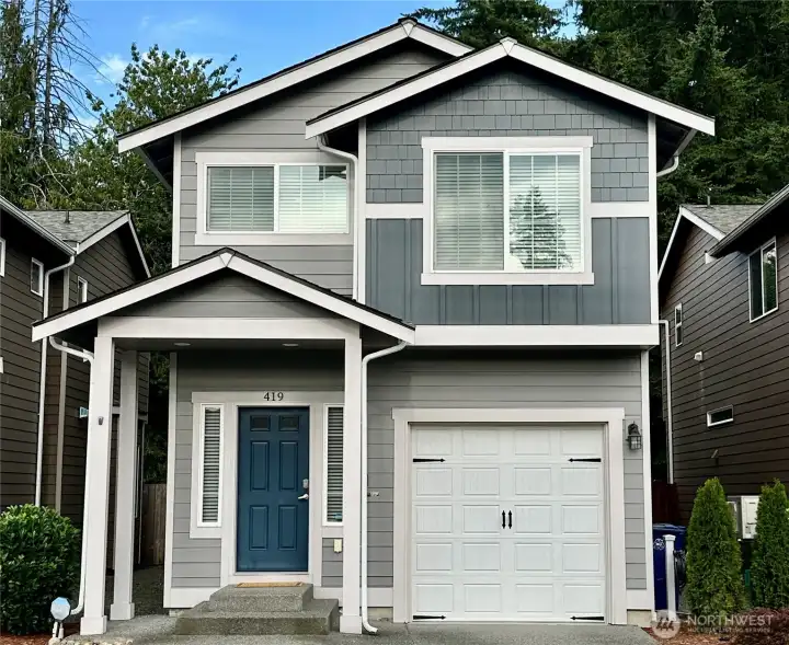 Beautiful front curb appeal