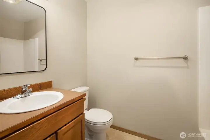 Full Bathroom