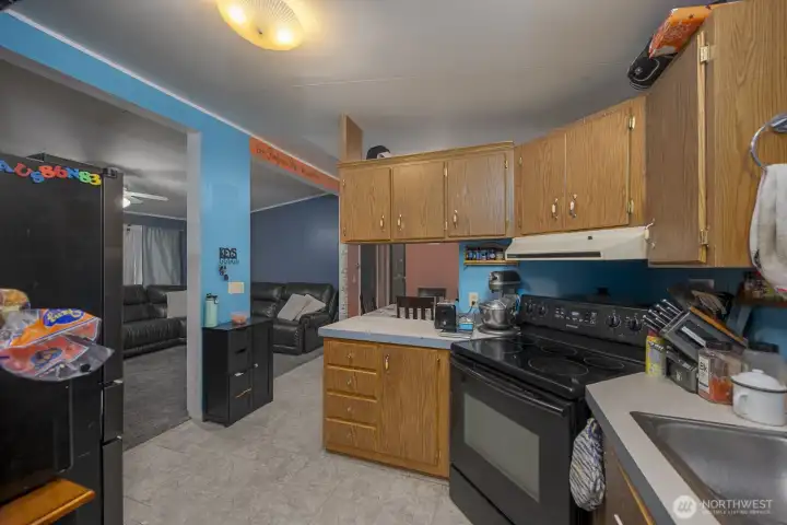 Plenty of Cupboard space for storage!