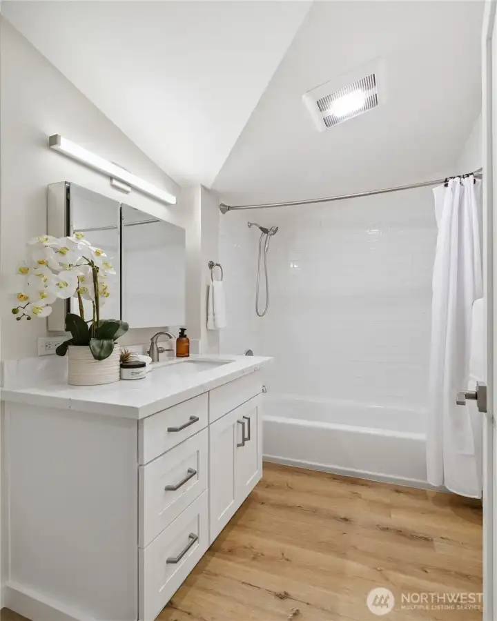 Full bath on top floor