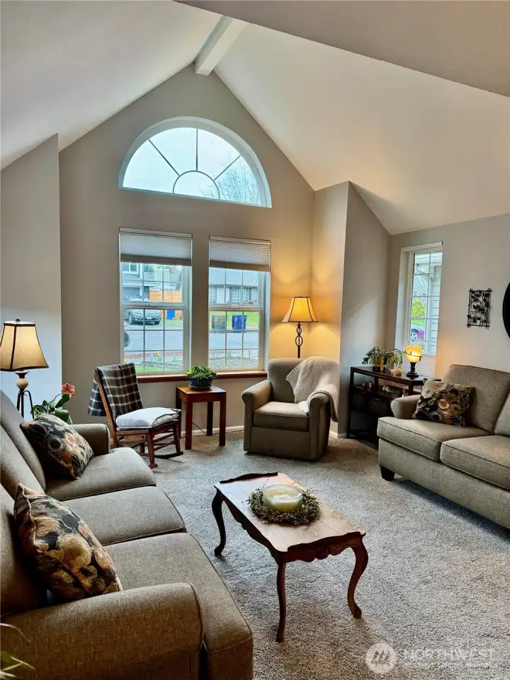 You will love this open space!