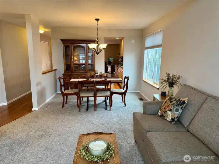 Dining room, off living room is the perfect place to form amazing memories!