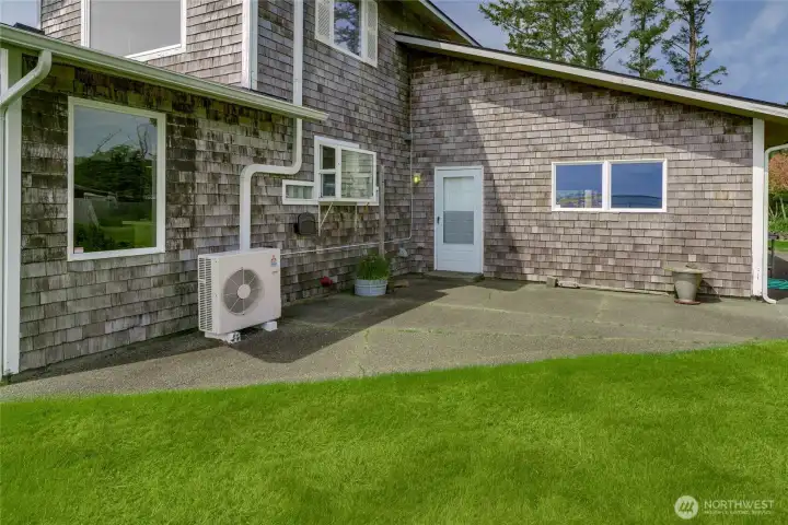 RIVERSIDE FROM GARAGE