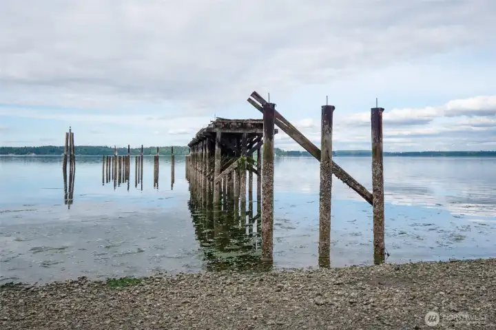 Community beach access for residents