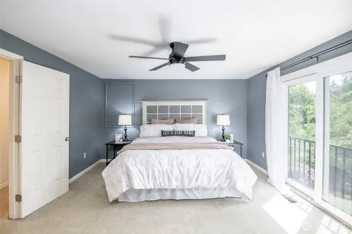 Primary bed has access door to attic space