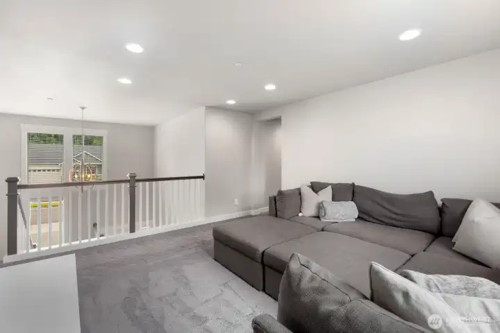 Loft area upstairs