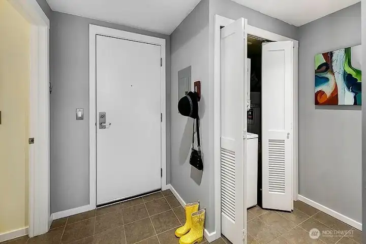Cute entry with space for everything as you run out the door. Cute entry with space for everything as you run out the door.