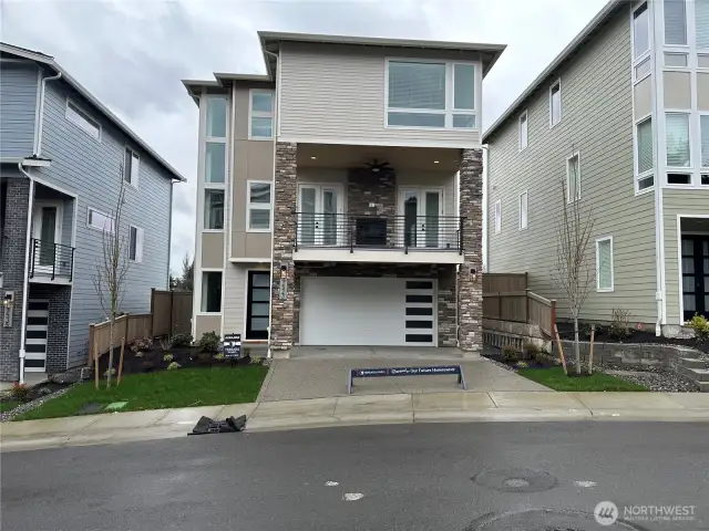 Example of the Braeburn floor plan to be located at 7523 S 130th Place.