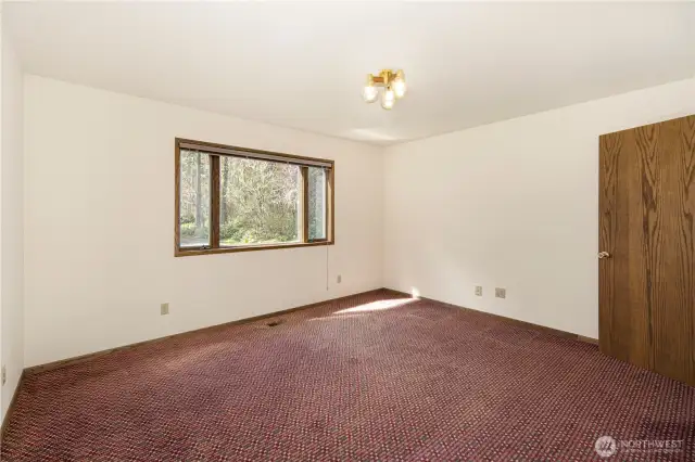 Office/Bonus Room