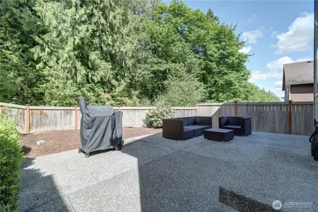 Patio (2nd view)