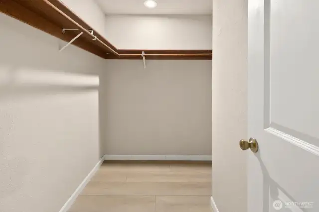Walk in closet