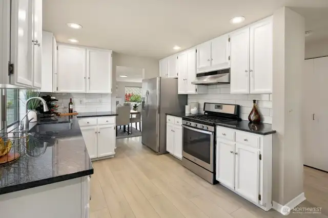 Elegantly remodeled Kitchen