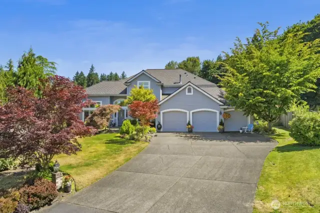 The Lake at Winterwood community—offers a number of lifestyle and practical benefits that make it highly desirable, especially for buyers seeking a peaceful suburban setting with convenient access to amenities.