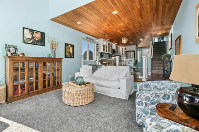 See a list of items that the sellers will leave for the buyer.