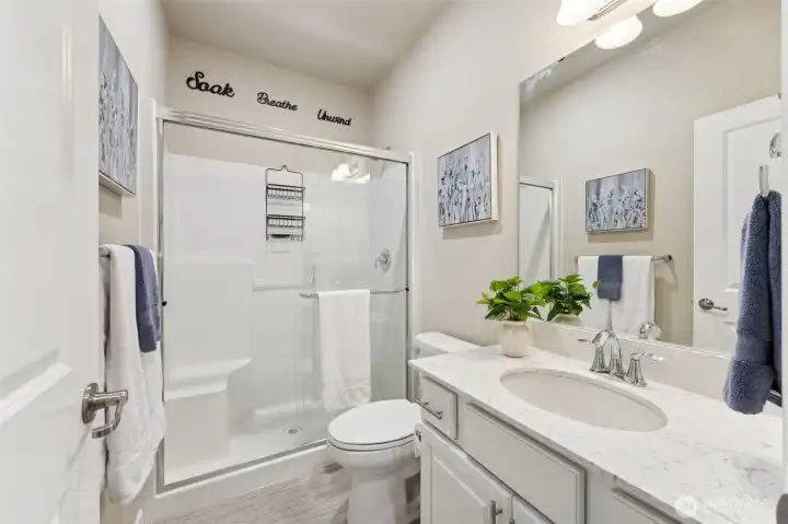 2nd bathroom
