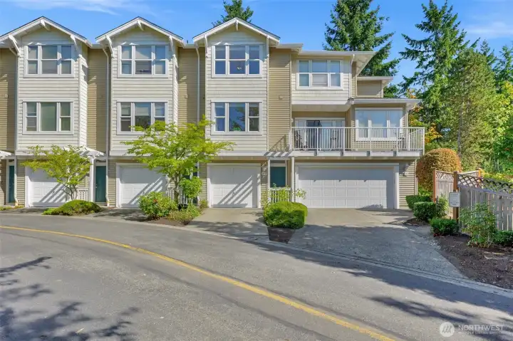 Welcome to Harmony - community of 116 units. Established in 1998.