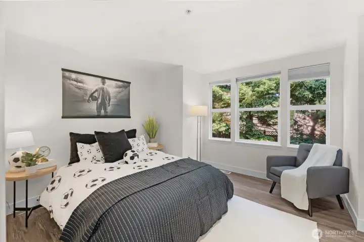 Second bedroom or office