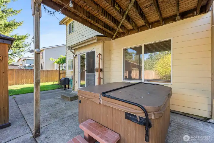 Hot tub