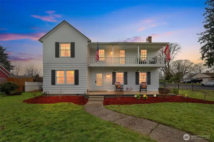 Classic home nestled on 1/3 of an acre on a corner lot and fully fenced. Location is close to everything! Bring your RV, boat, chickens or whatever you like, no HOA's.