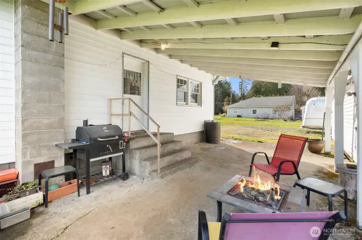 Breezeway from South