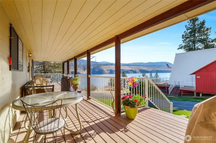 Privacy and beauty in one gorgeous location!