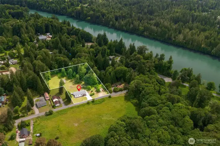Aerial views of the 2.49 acres and privacy gives you room to breathe.