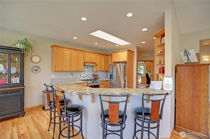 Natural Gathering Spot w/ Slab Counter Bar~ Natural Gathering Spot w/ Slab Counter Bar~