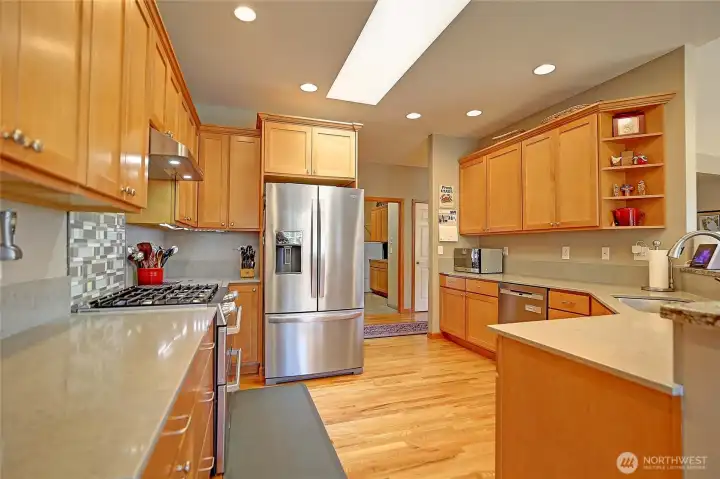 Rich Hardwoods, LED and Skylight for Cheerful Bright Kitchen~ Rich Hardwoods, LED and Skylight for Cheerful Bright Kitchen~