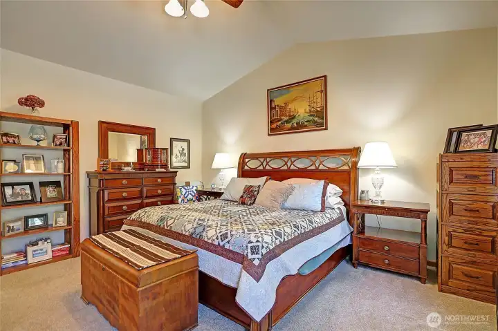 Vaulted Primary is Oversized with Plenty of Space~ Vaulted Primary is Oversized with Plenty of Space~