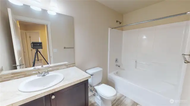 Large Full bath Upstairs