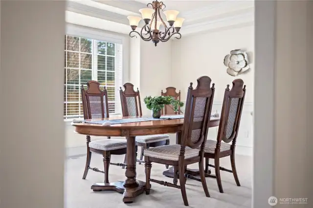 Formal Dining