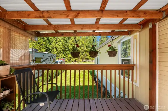 Another view off the front covered deck