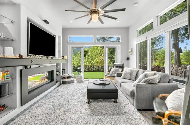 While watching the big screen TV, with the Bose sound system, enjoy the 65" linear gas fireplace w/remote control thermostat. Sofa folds out for an extra bed.