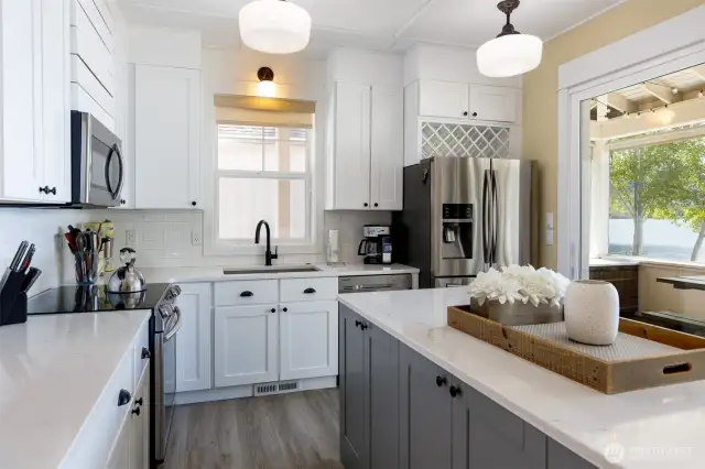 Bright Kitchen