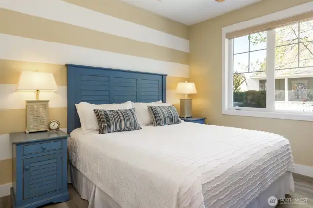 Queen Bed