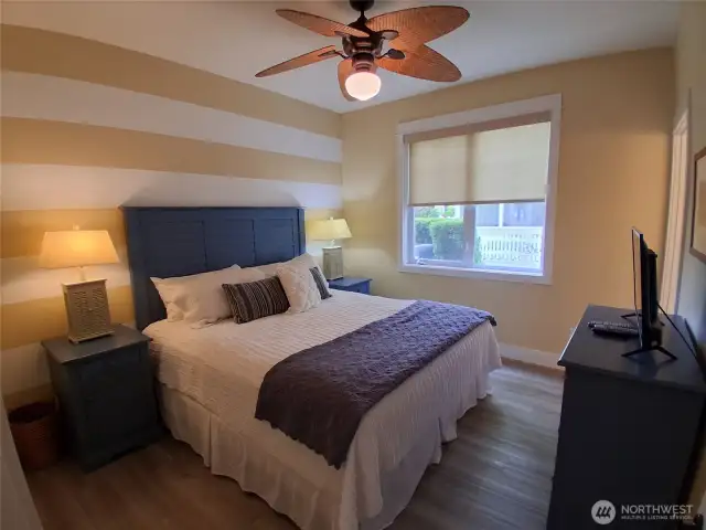 Queen Bed