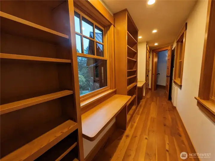 The office/library breezeway.