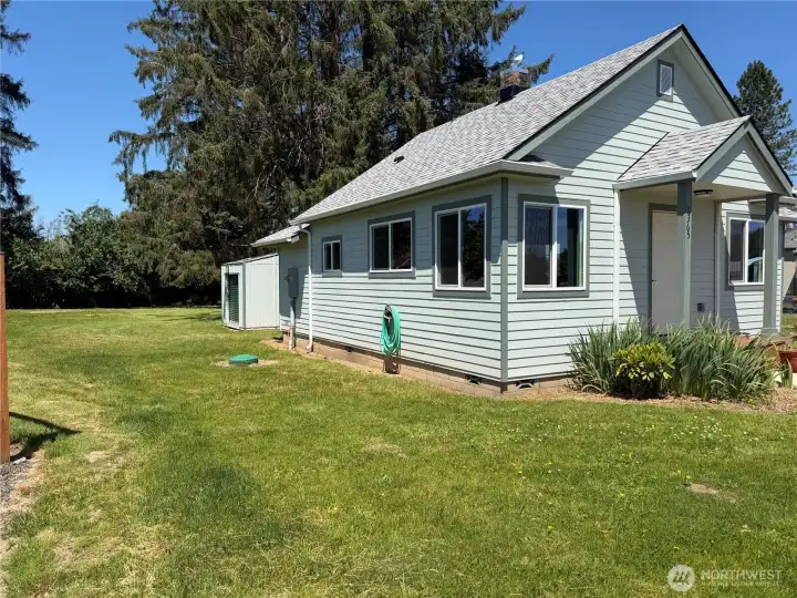 Home with large shed and easy access Home with large shed and easy access