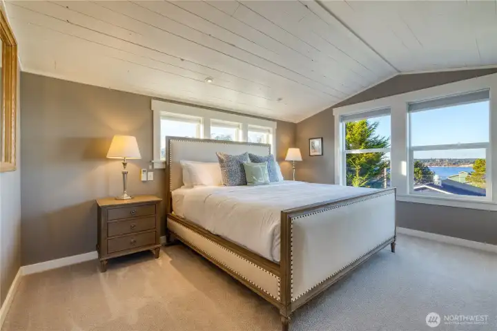 Vaulted ceilings  and a view of Penn Cove plus Mt Baker!
